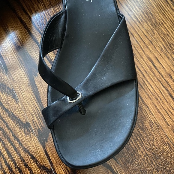 Nine West Black Leather Wedge Sandals (6.5 US) - Picture 4 of 7